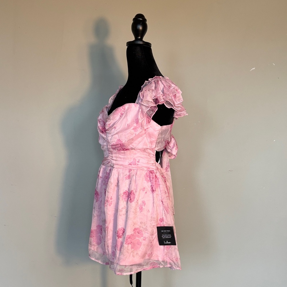 Lulu's Adorable existence pink floral flutter sleeve tie back romper - Picture 5 of 8